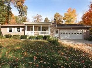 2041 Nineteen Mile Rd NE, Cedar Springs, MI 49319