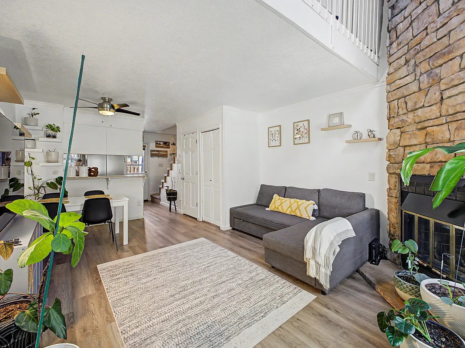 1 bed, 700 sqft, $1,500 — Photo 3