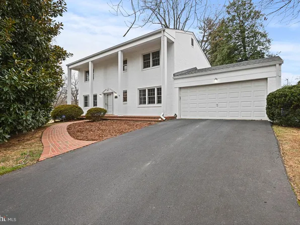 7801 Birnam Wood Dr, Mc Lean, VA 22102