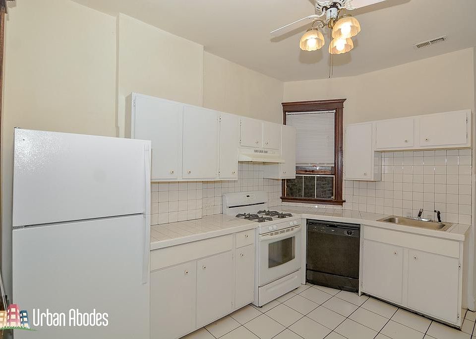 1st image of 3711 N Sheffield Ave #Ua3