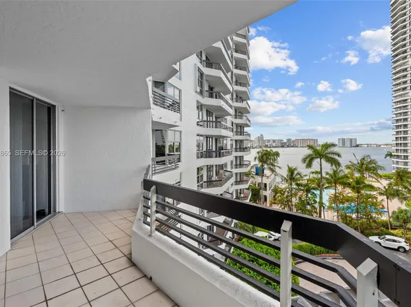 19195 NE 36th Ct APT 604, Aventura, FL 33180