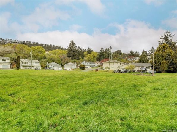 2694 Myra Pl, View Royal, BC V9B 5S3