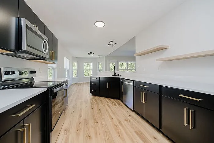 5896 Hollow Oak Trl — Photo 13