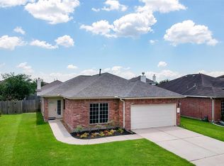 8314 Littlehip Hawthorn Dr, Baytown, TX 77523