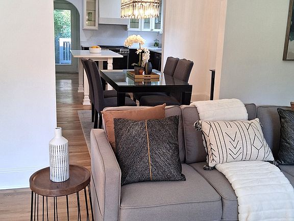 4th image of 51 Willow Wood Cir SE