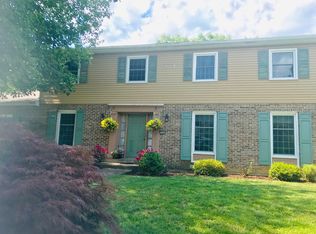 1143 Hillview Dr, Allentown, PA 18103