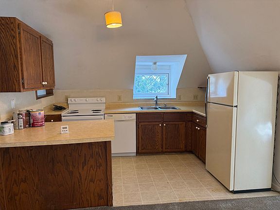 4th image of 660 Chestnut St APT 5