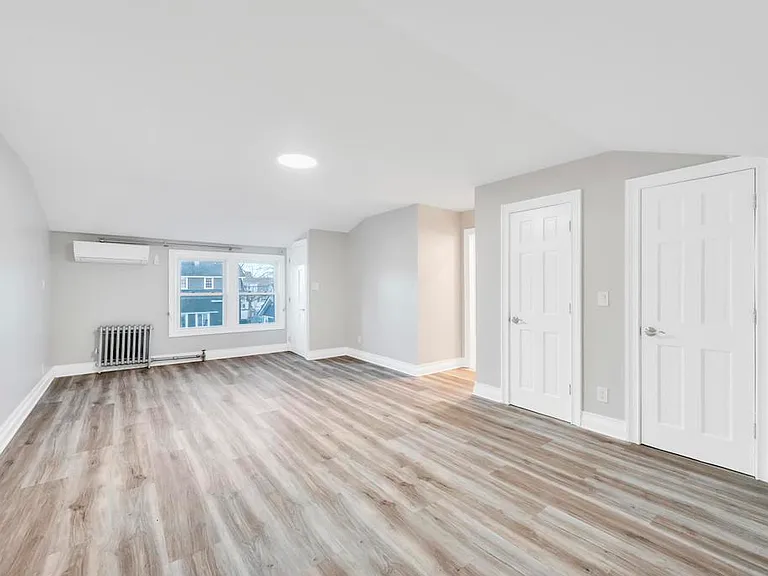 220 Grand Ave #1 — Photo 20