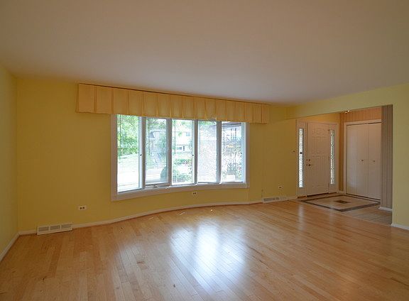 2nd image of 8021 Baldwin Trl