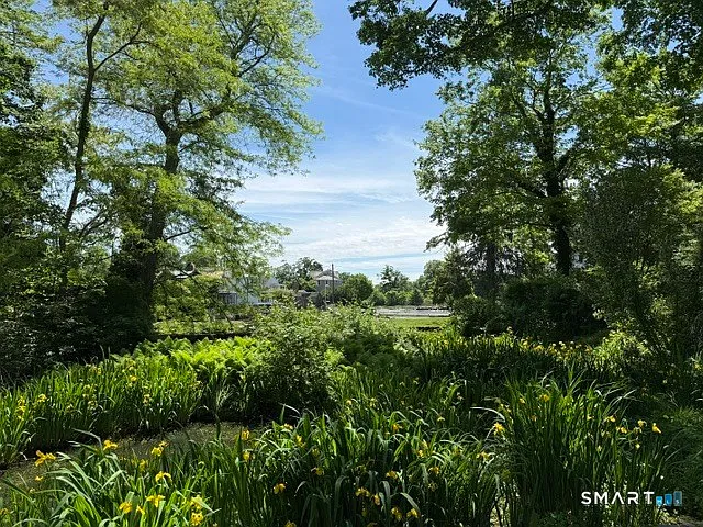 31 Harbor Rd — Photo 2