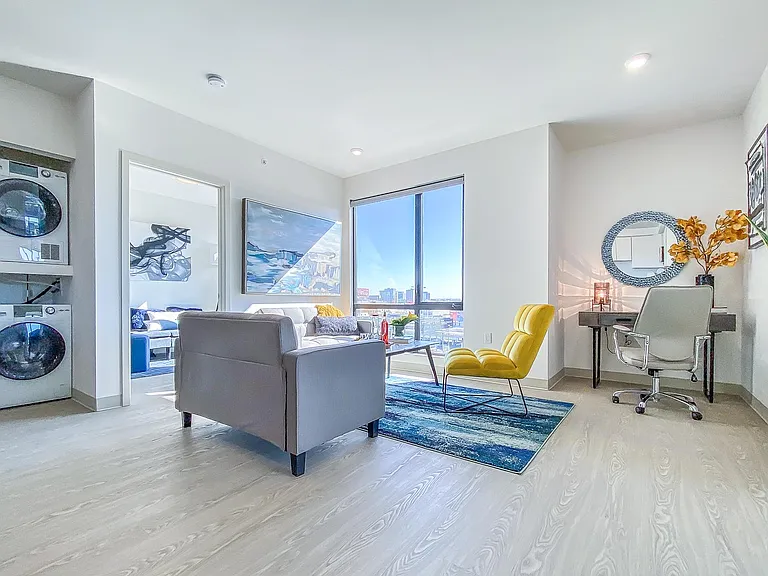 Model E-3:
3-bed | 2-bath