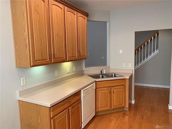 5th image of 9240 Stansel Cir