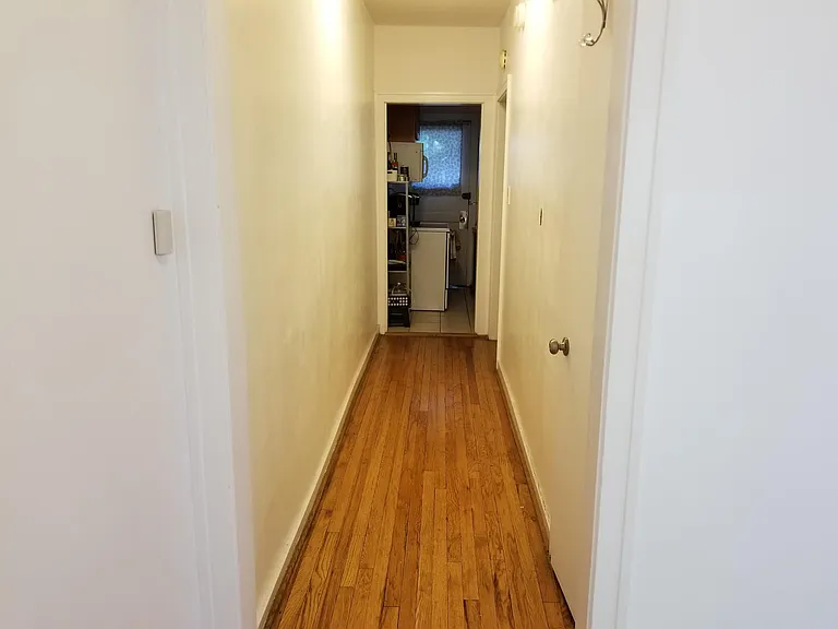637 Library Pl #1 — Photo 8