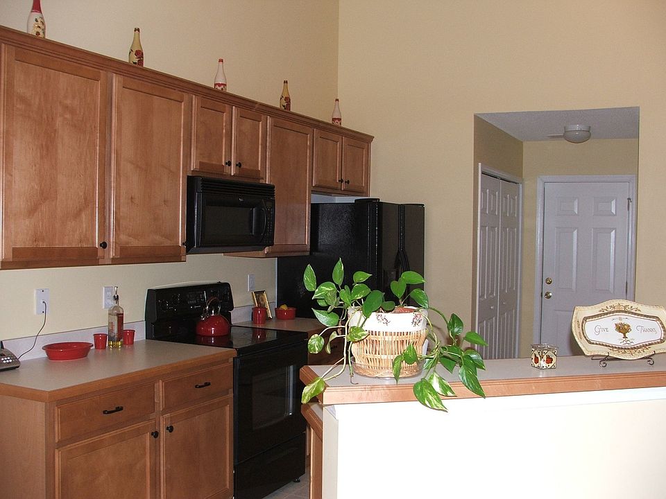 2nd image of 179 Stoney Xing
