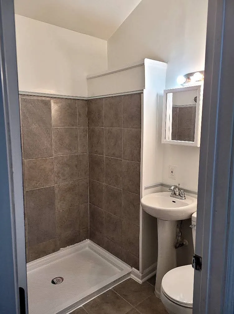 1 bed, 640 sqft, $775 — Photo 3