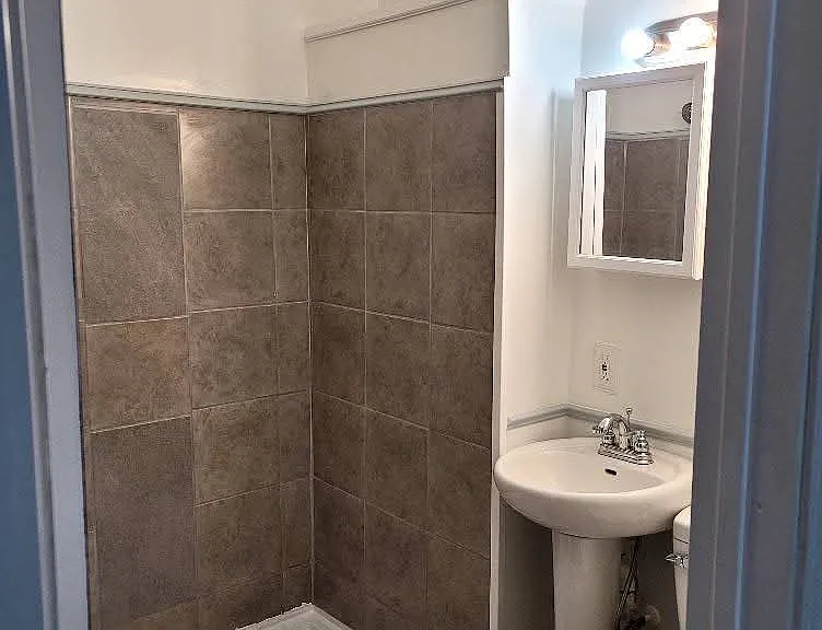 308 Palmer St #4-D — Photo 3