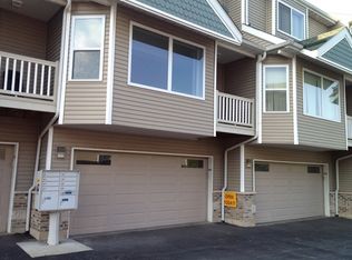 6010 Park Ridge Rd, Loves Park, IL 61111