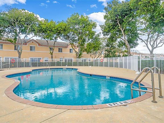 4th image of 2140 SW 87th Way