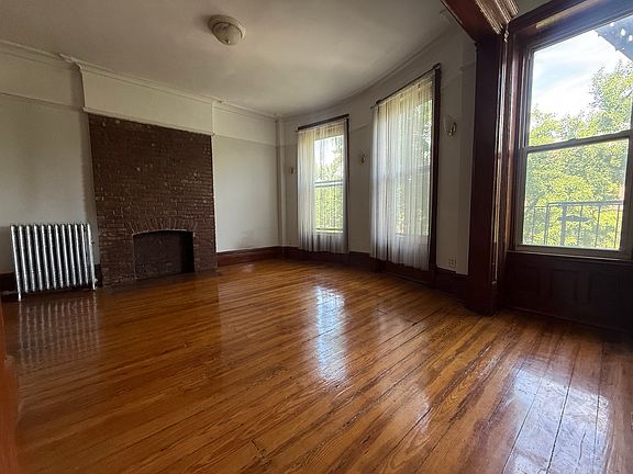 2nd image of 356 Union St APT 10