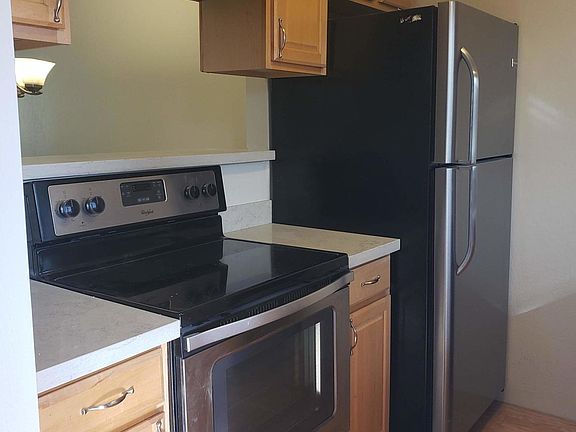 3rd image of 4610 N 68th St Unit 406