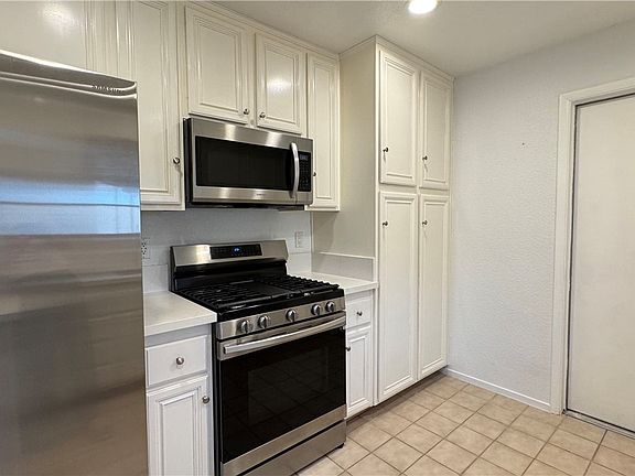 4th image of 5425 Comchec Way Unit 103