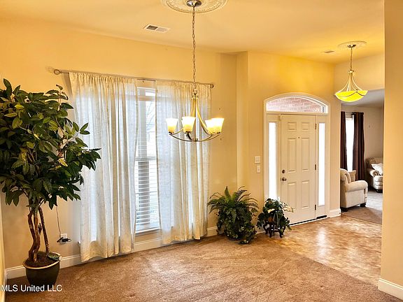 4th image of 9274 Lorrie Ln