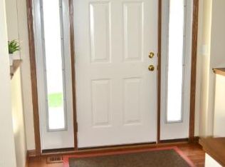 10899 Thone Rd, Woodbury, MN 55129