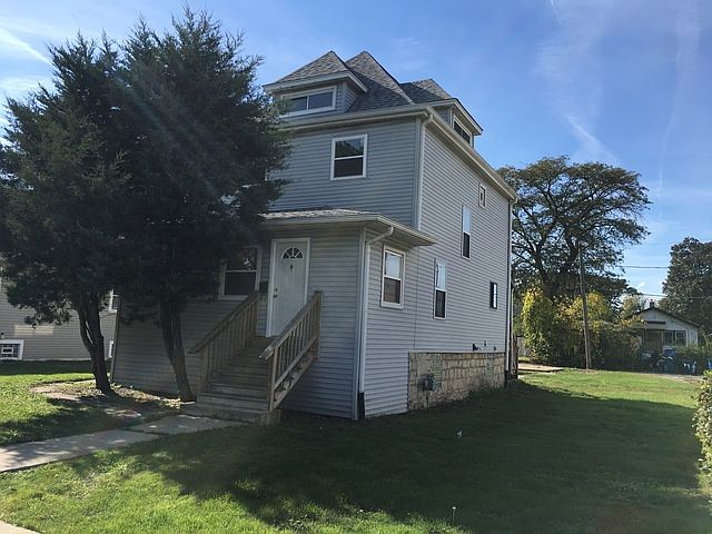 1st image of 114 S 17th Ave