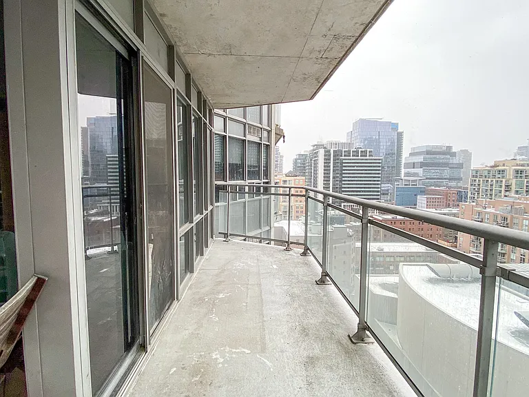 255 Richmond St E #1504 — Photo 15