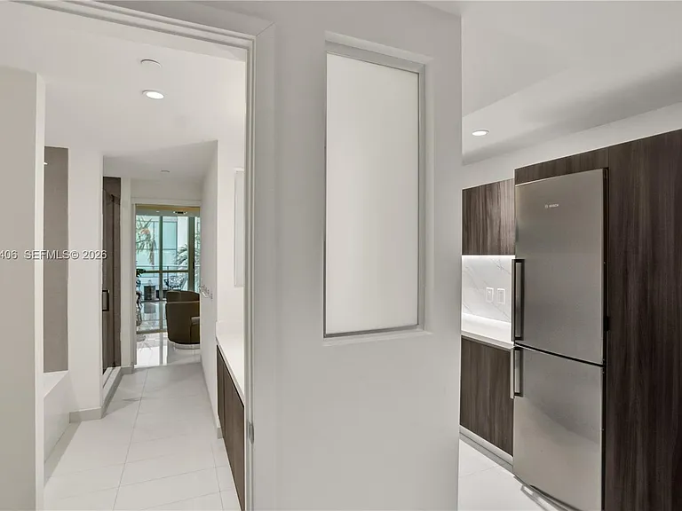 851 NE 1st Ave #202 — Photo 39