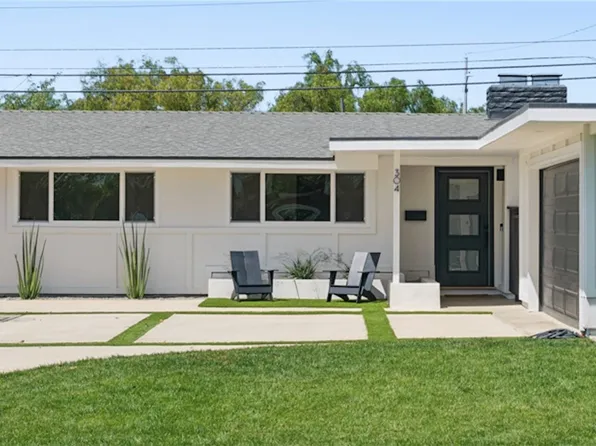 304 Hanover Dr, Costa Mesa, CA 92626