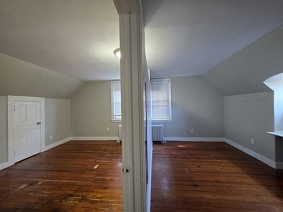 5th image of 172 Fountain St #C