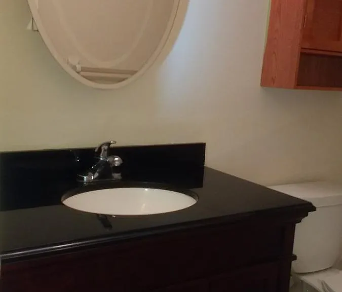 3721 Farnham Ct — Photo 8