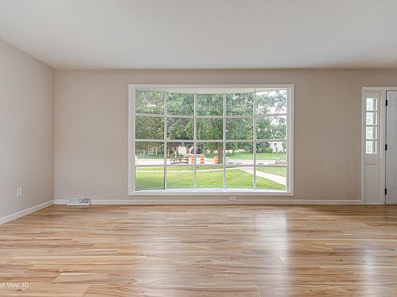 3rd image of 3306 Coventry Ct