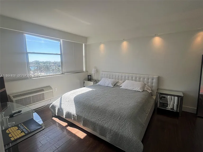 5313 Collins Ave #704 — Photo 13