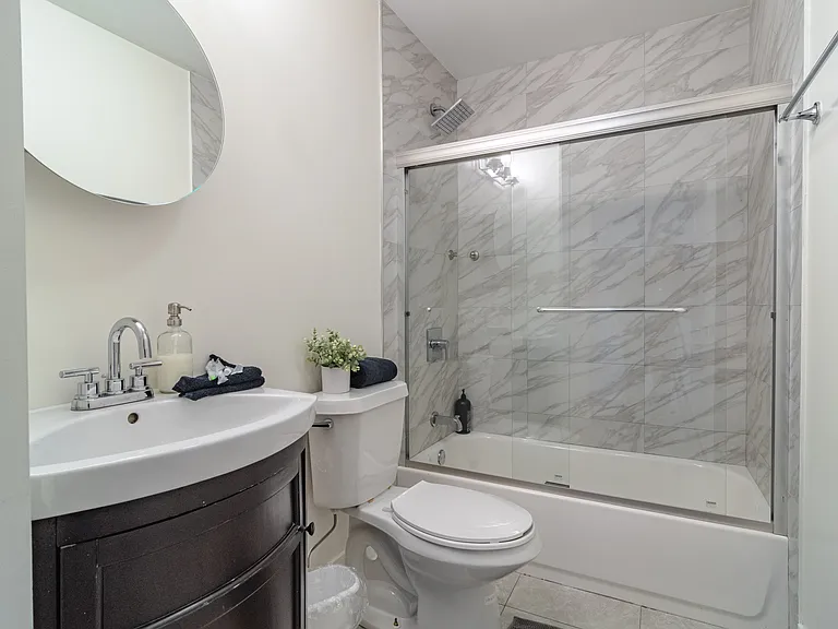 2112 S Michigan Ave #5 — Photo 11