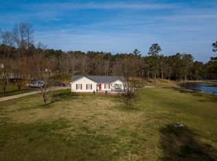 3010 Bass Lake Rd, Clinton, NC 28328