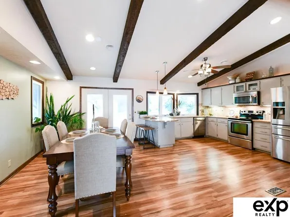 14646 Weir Cir, Omaha, NE 68137