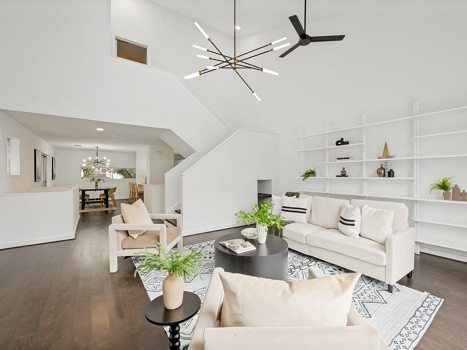 2 bed, 1780 sqft, $3,200 — Photo 2