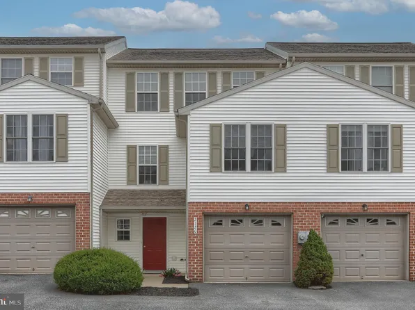 2120 Autumn Ct, Lebanon, PA 17042