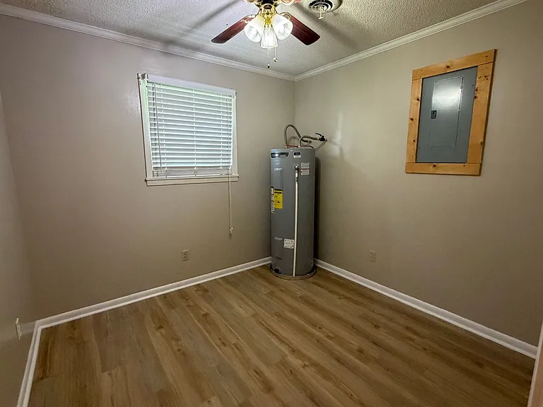 556 County Road 1460 — Photo 12
