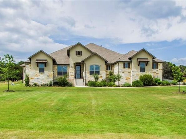 1231 Hawthorne Loop