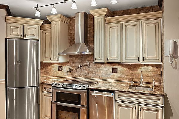 1st image of 214 E 88th St APT 4C
