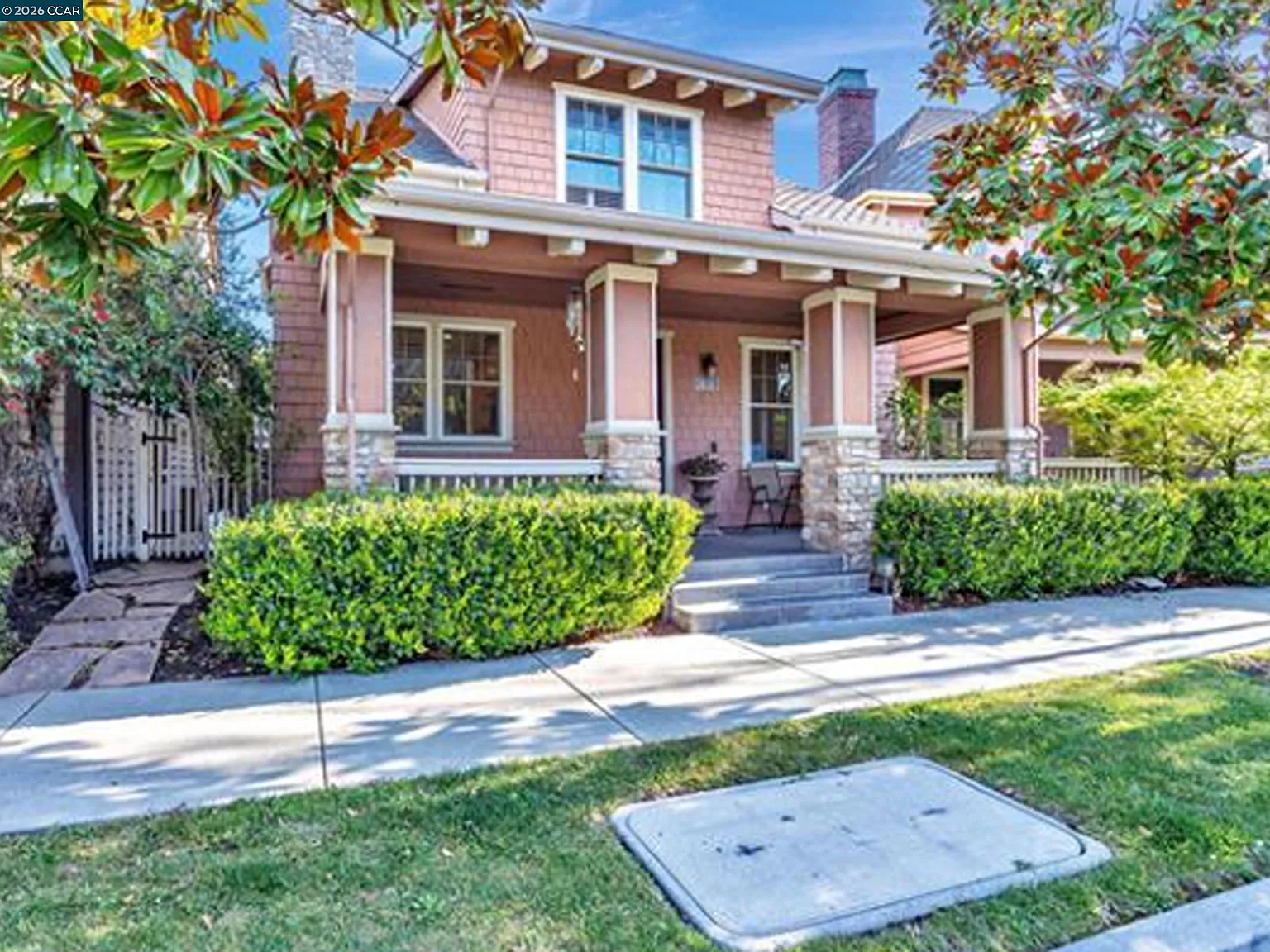 2036 Serra Ln photo 1