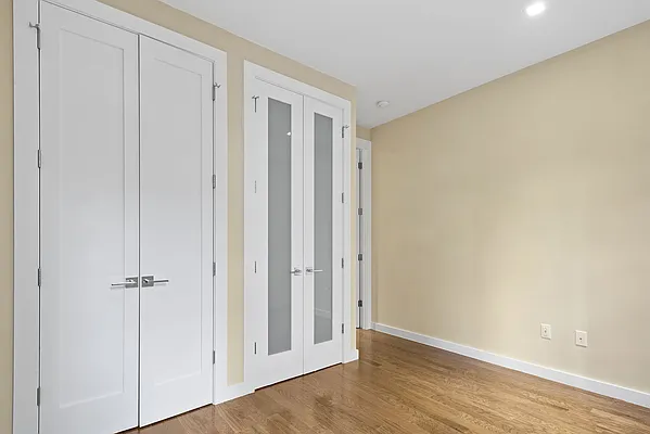 Rented by Cooper & Cooper Real Estate | media 14