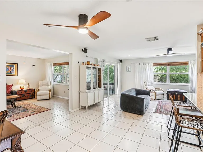 8083 Bayhaven Dr — Photo 8