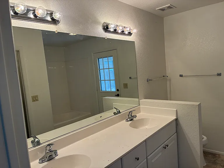 10820 W Wagon Wheel Dr — Photo 17