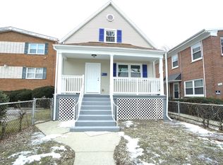 2117 Darrow Ave, Evanston, IL 60201