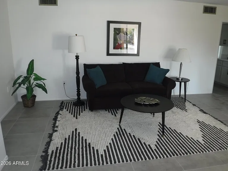 12930 W Seville Dr — Photo 44