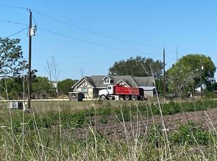 823 County Road 453, El Campo, TX 77437